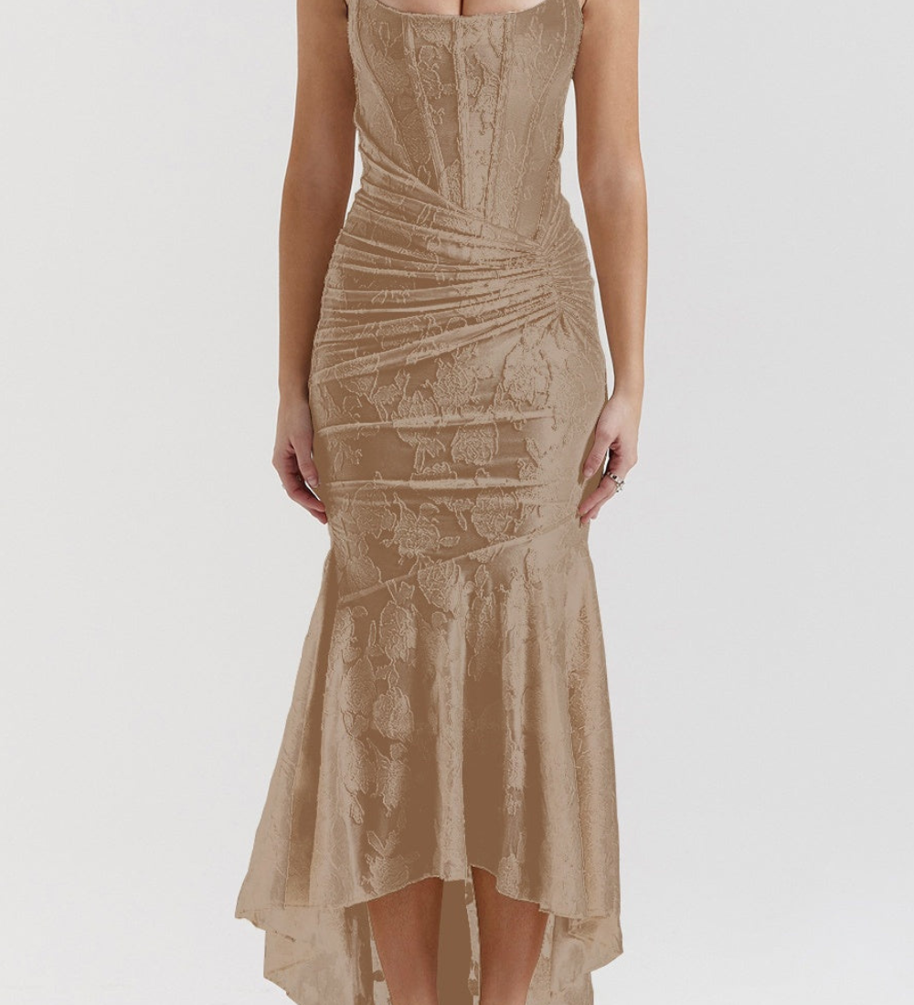 Aleksandra – Elegantní šaty, barva: hnědá