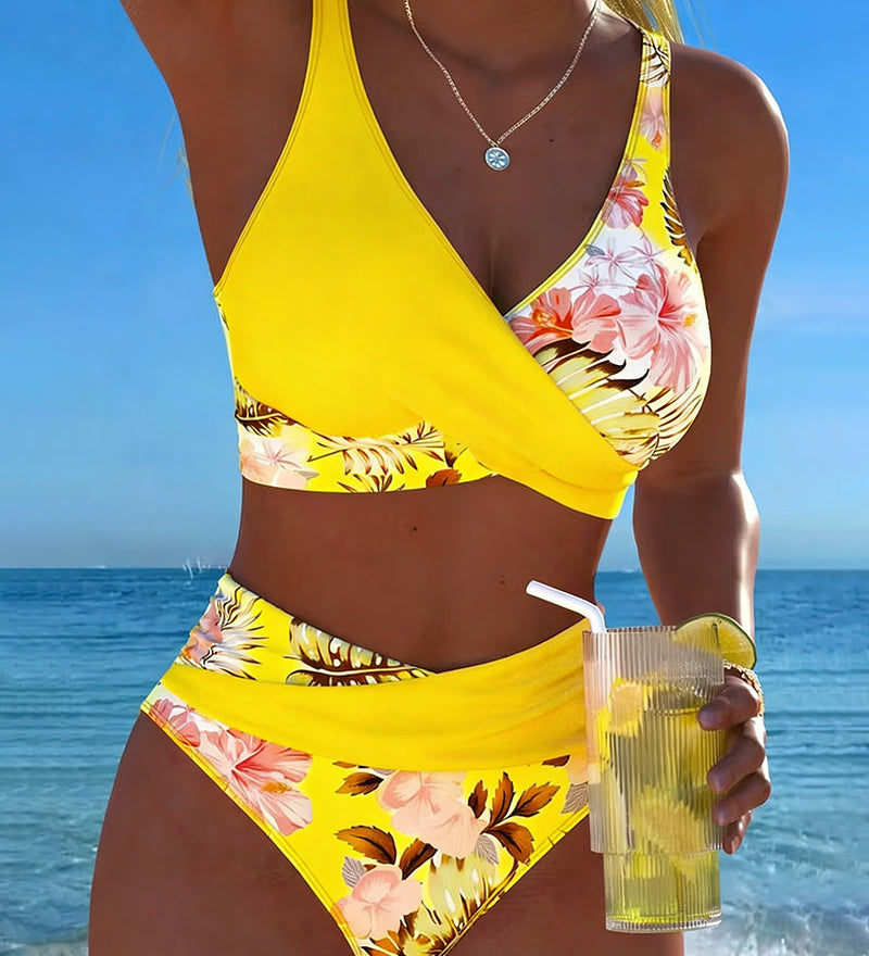 Marie – Bikiny s kontrastním květinovým vzorem a výřezem, barva: žlutá