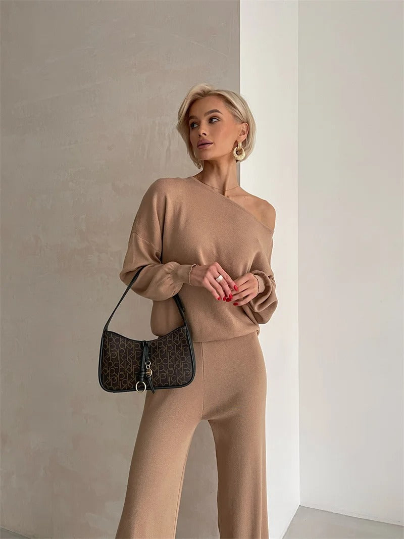 Charlotte – Elegantní komplet, barva: khaki