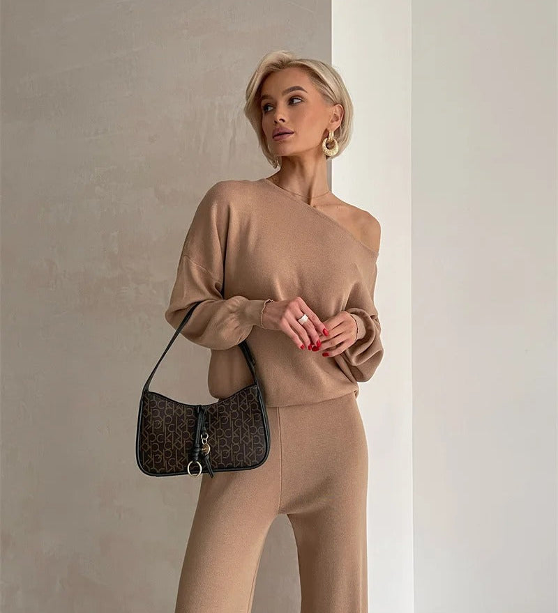 Charlotte – Elegantní komplet, barva: khaki