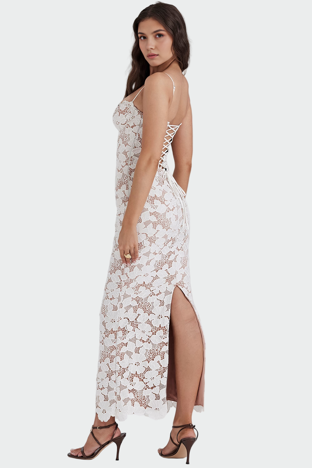 Karoliina – Elegantní šaty
