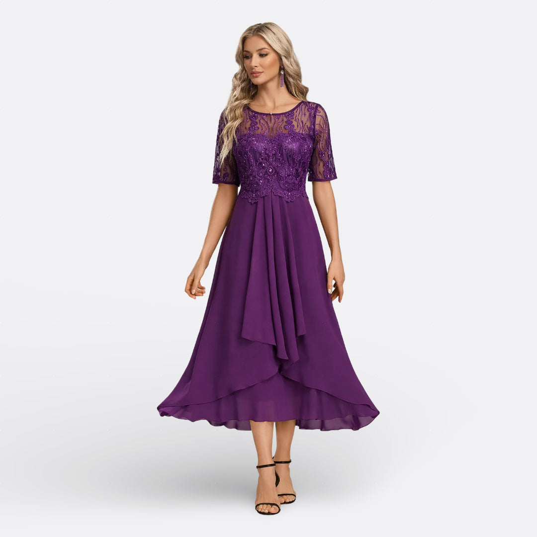 Mariana - Krajkové šaty s krátkými rukávy, barva: purpurová