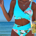 Marie – Bikiny s kontrastním květinovým vzorem a výřezem
